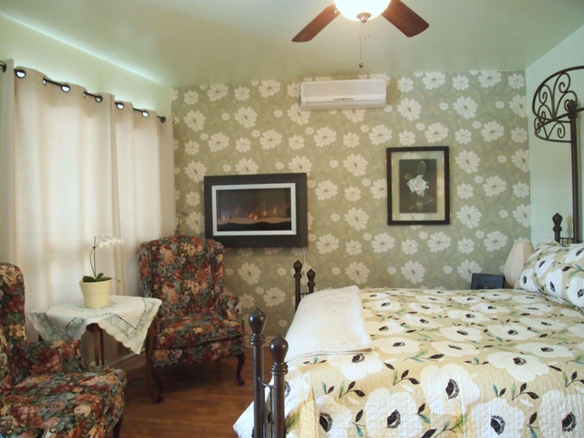 อาวล์ วัลเลย์ วิว เบด แอนด์ เบรคฟาสต์ Bed & Breakfast Hampton ภายนอก รูปภาพ